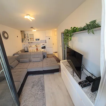 Utulny Tichy * Pozsony